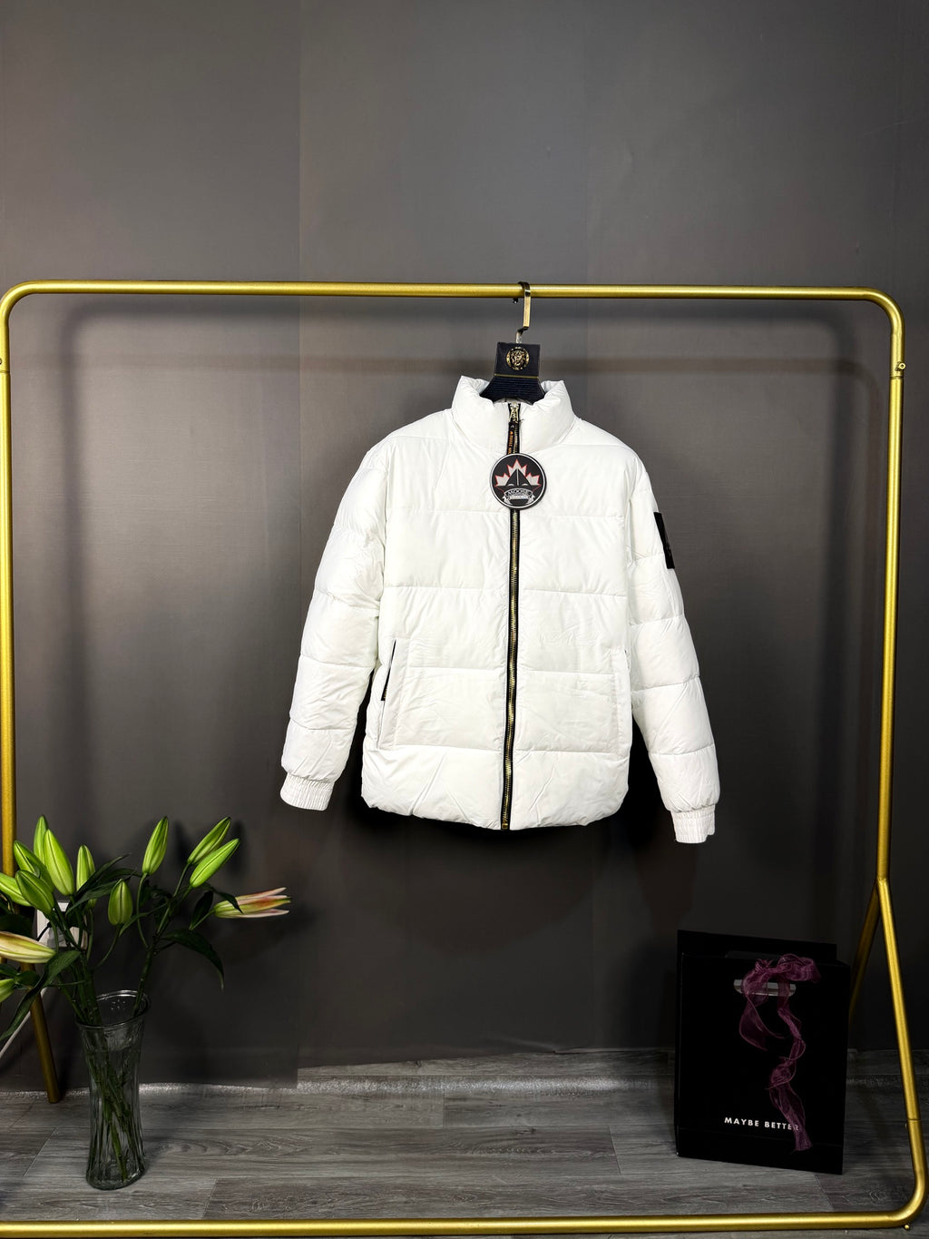 Veste matelassée blanche à col montant Moose Knuckles