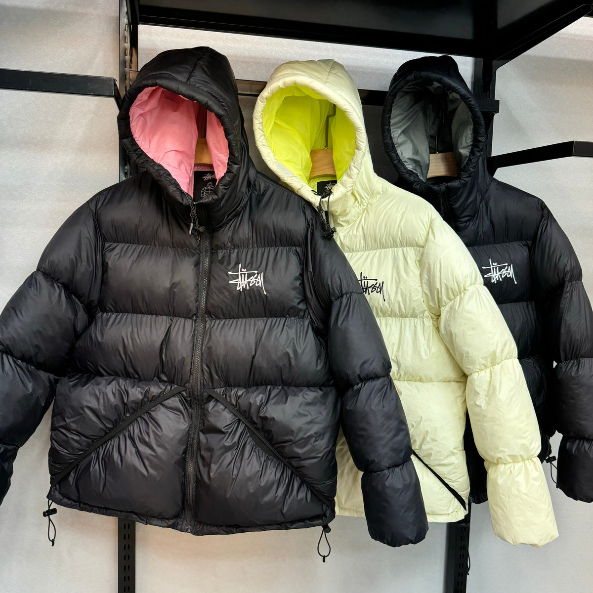Doudoune à capuche Stüssy Micro Ripstop, doublure contrastante