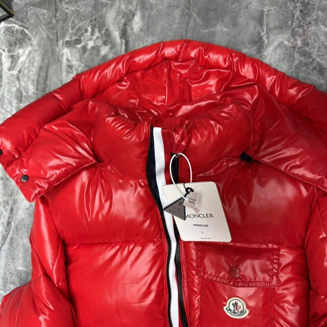 Doudoune courte brillante à capuche homme Moncler Montbeliard