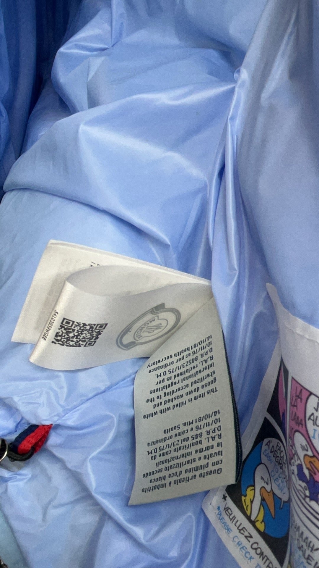 Doudoune bleu clair à capuche amovible Moncler