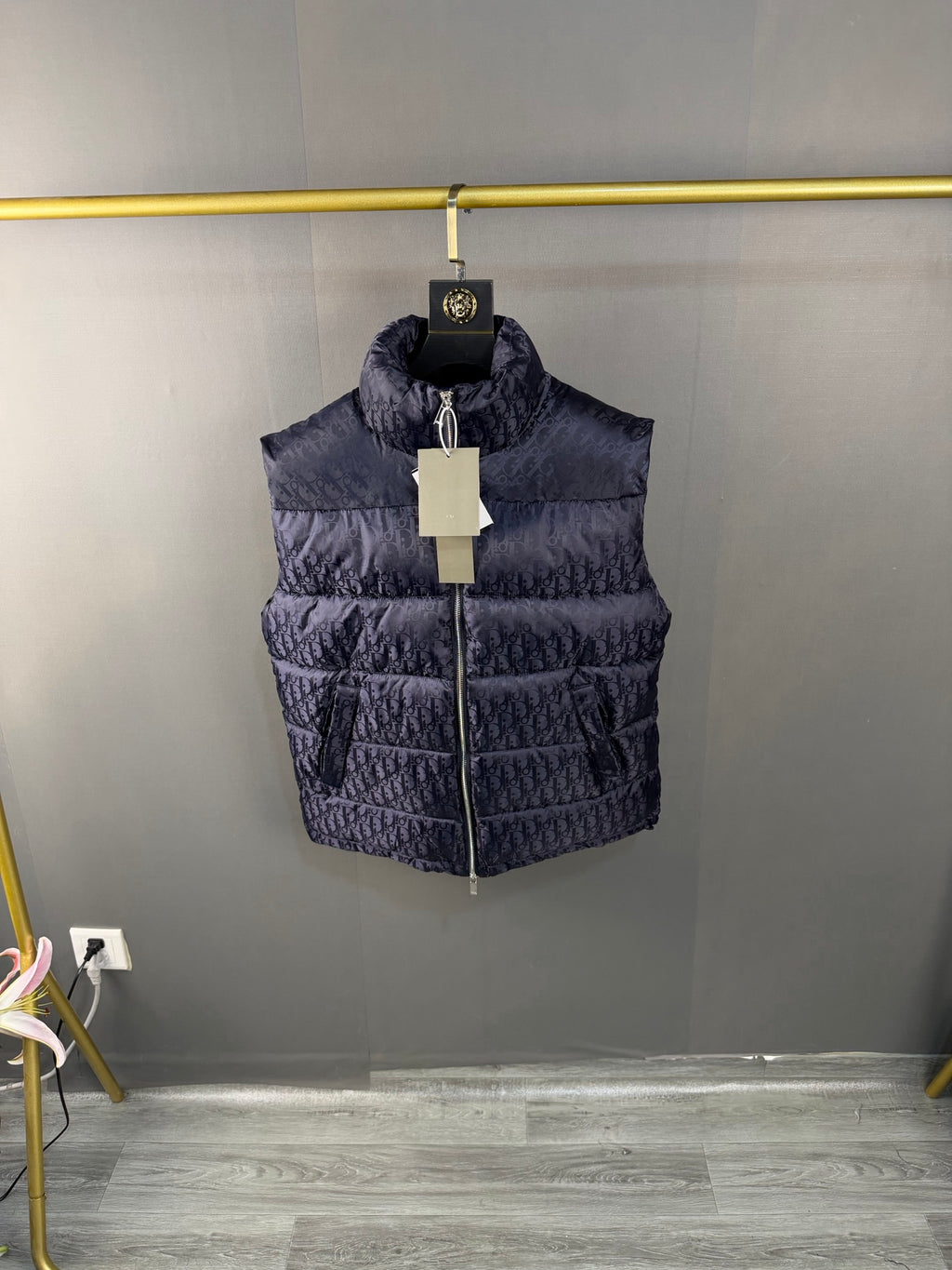 Gilet en duvet à col montant à motif Oblique monogram DIOR