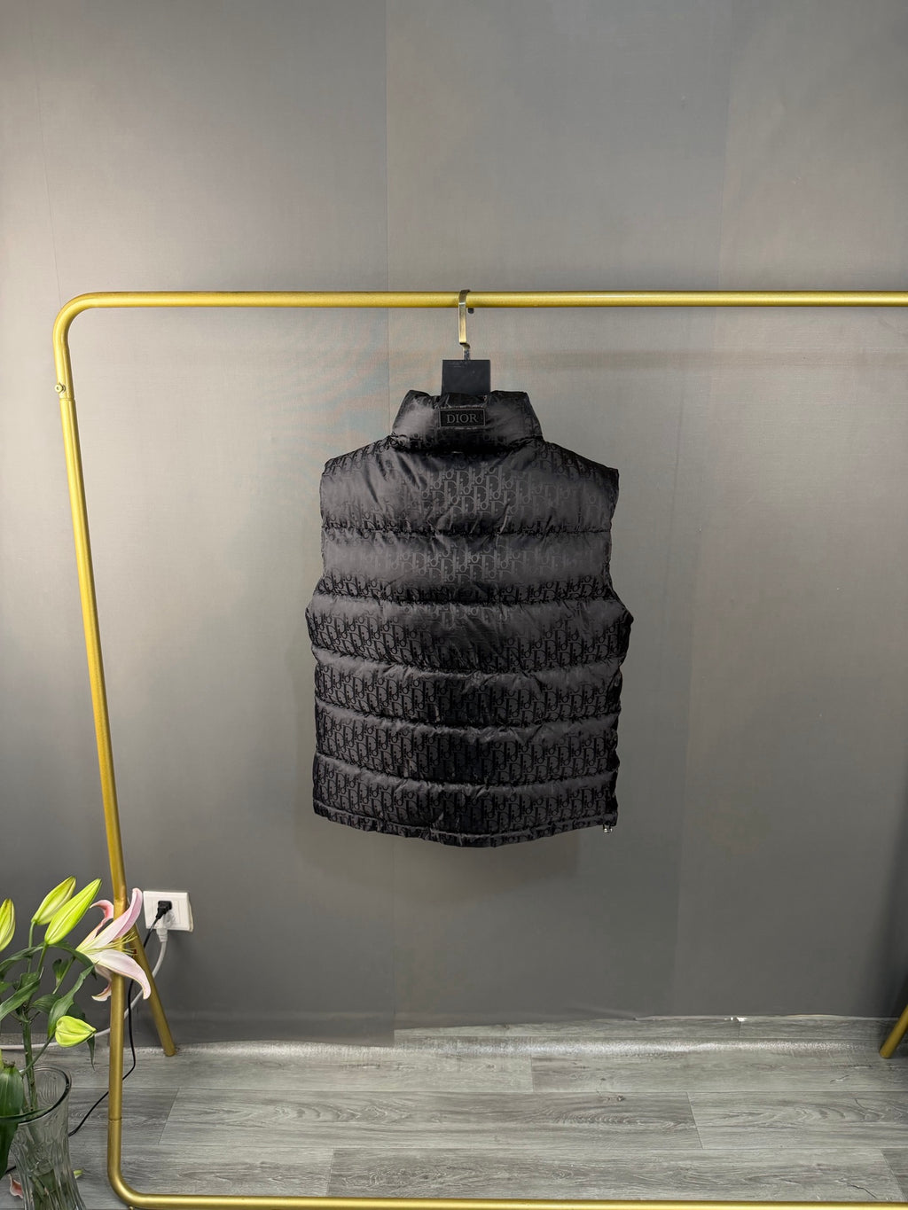 Gilet en duvet à col montant à motif Oblique monogram DIOR