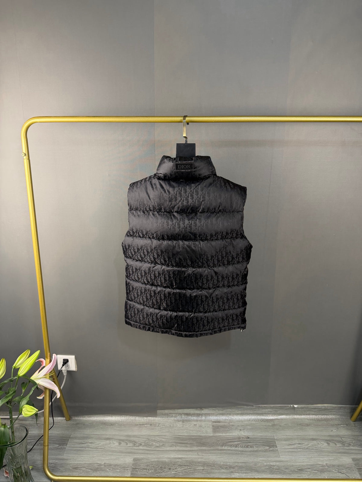 Gilet en duvet à col montant à motif Oblique monogram DIOR