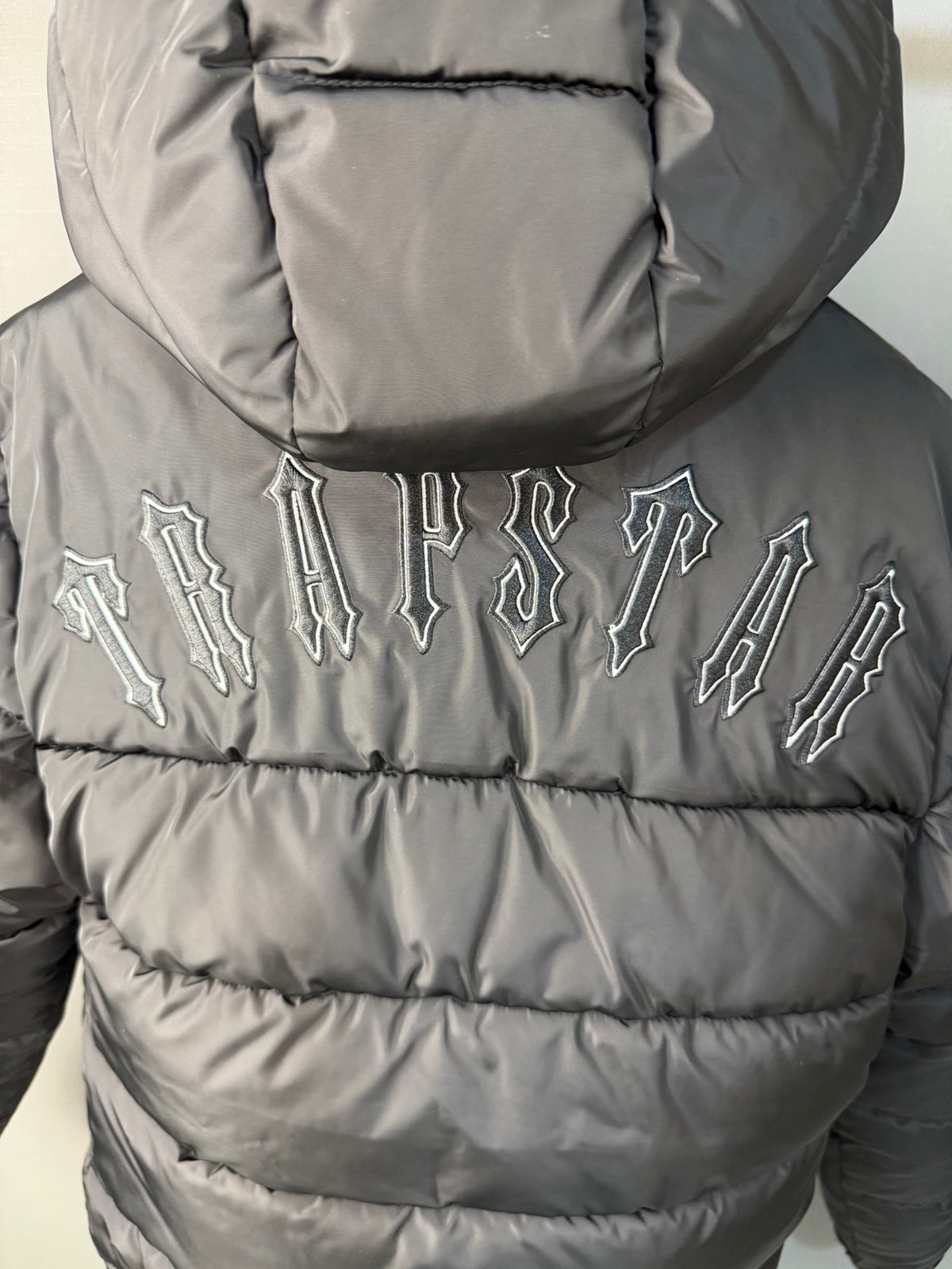 Blouson matelassé court à capuche écru TSL**