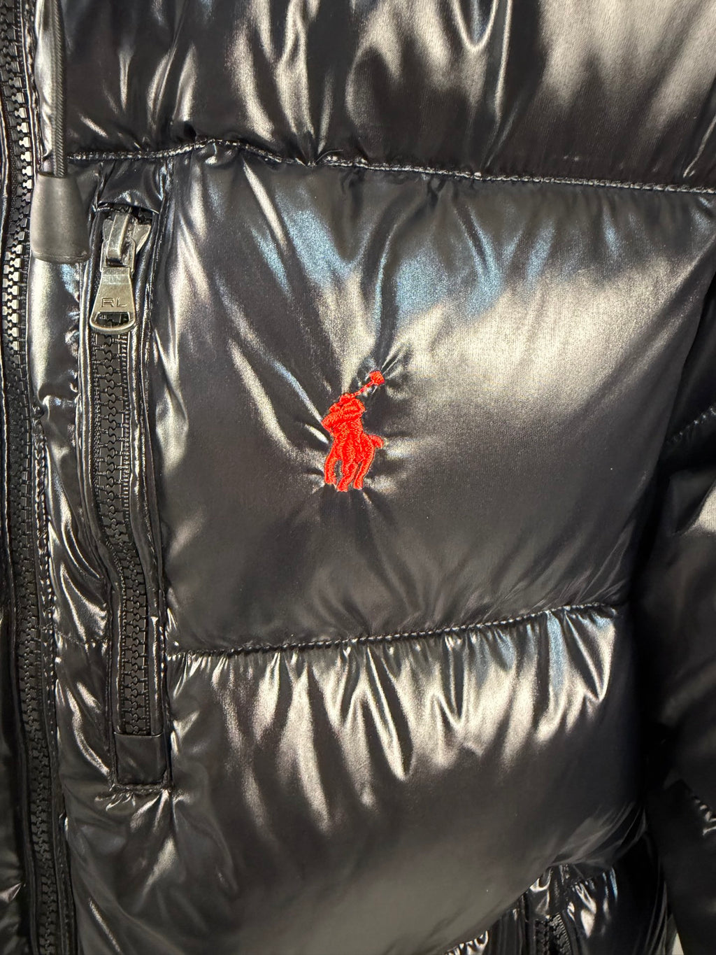 Blouson matelassé court brillant à capuche POLO**