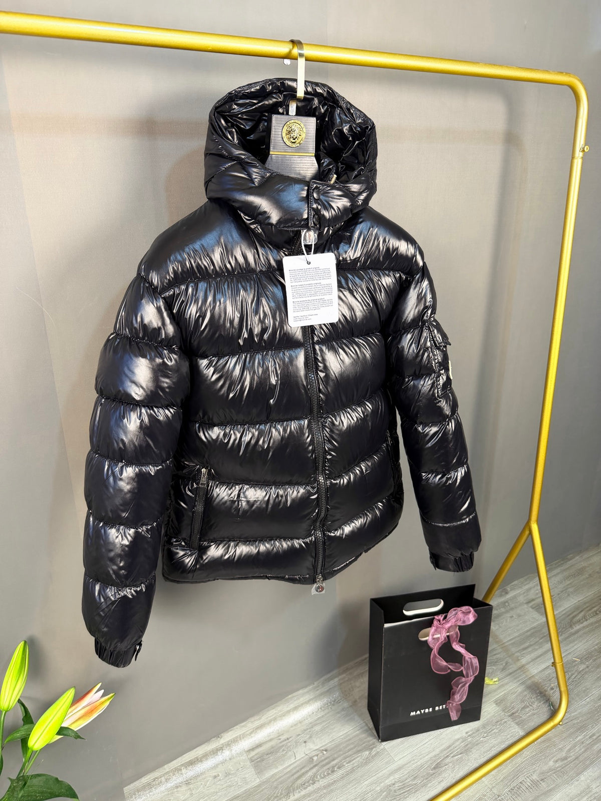 Marque et modèle：Doudoune courte à capuche brillante Moncler