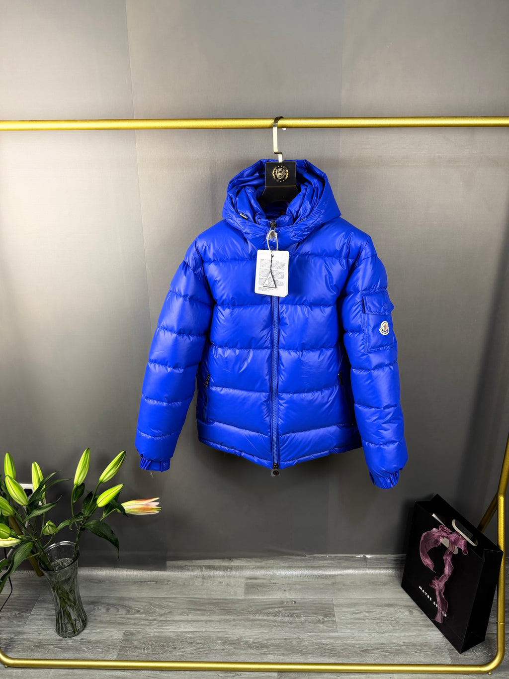 Marque et modèle：Doudoune courte à capuche brillante Moncler