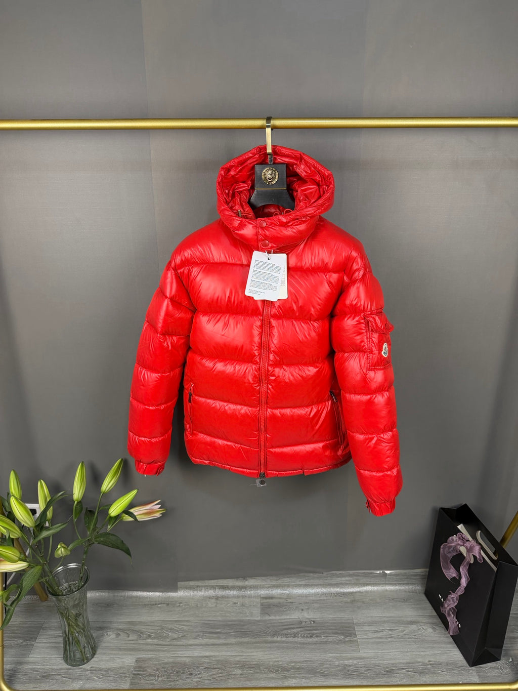Marque et modèle：Doudoune courte à capuche brillante Moncler