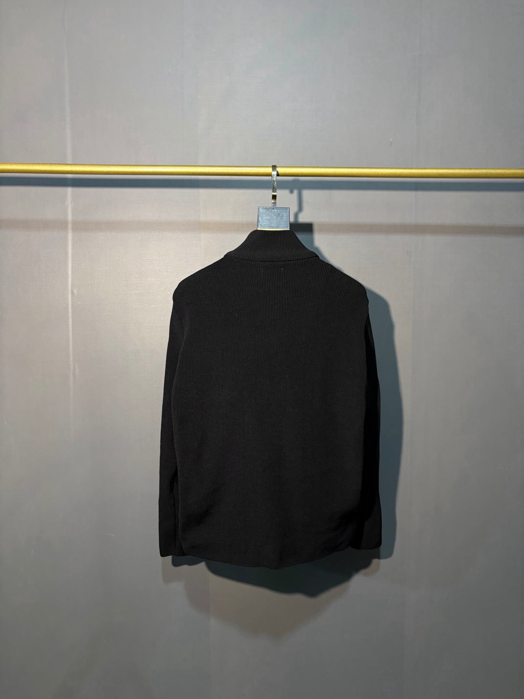 Blouson matelassé à col droit et manches en tricot Moncler**