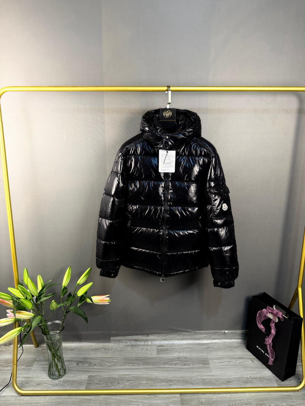 Marque et modèle：Doudoune courte à capuche brillante classique Moncler