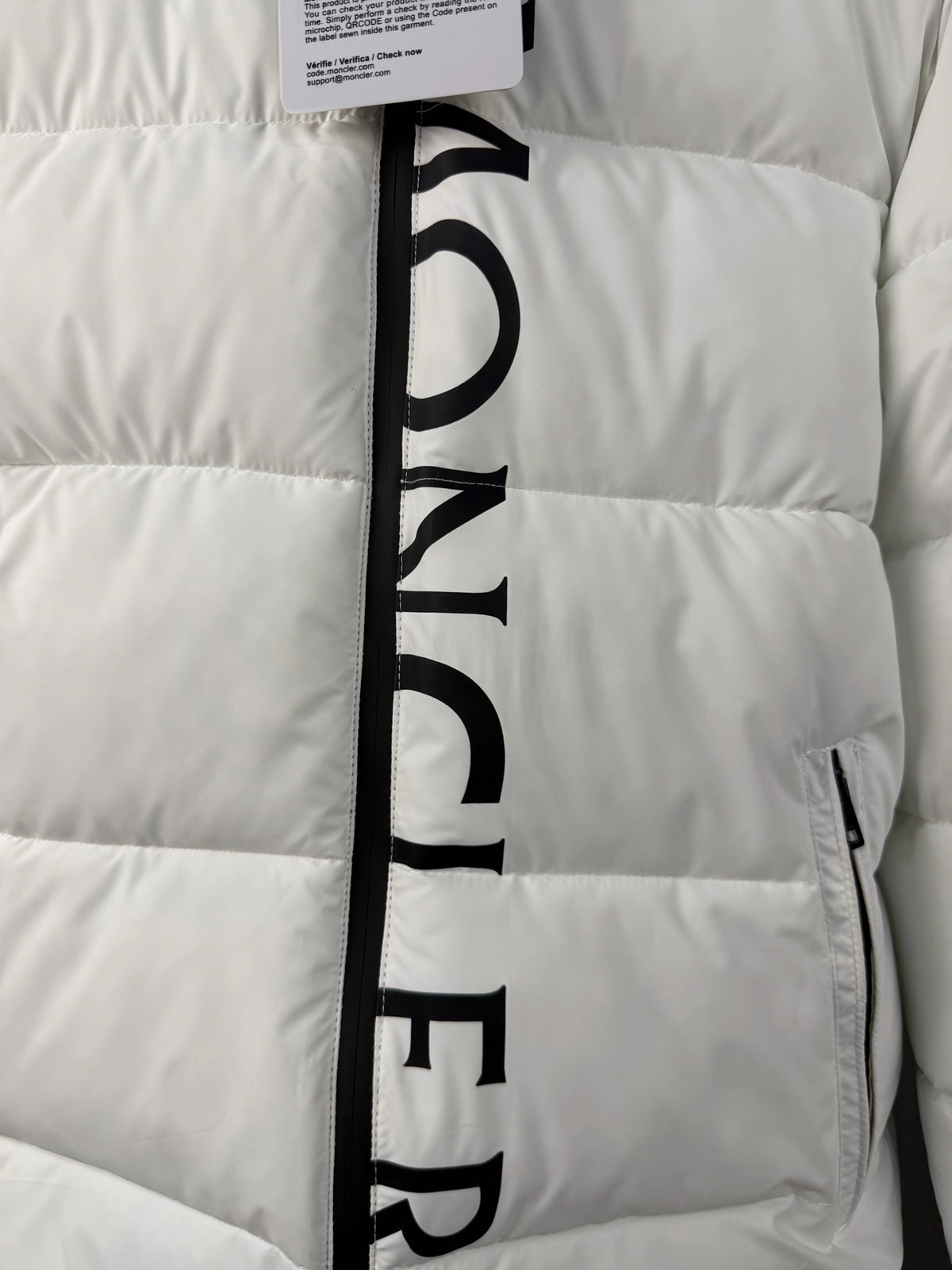 Moncler Doudoune sans manches (Blanc / Noir)