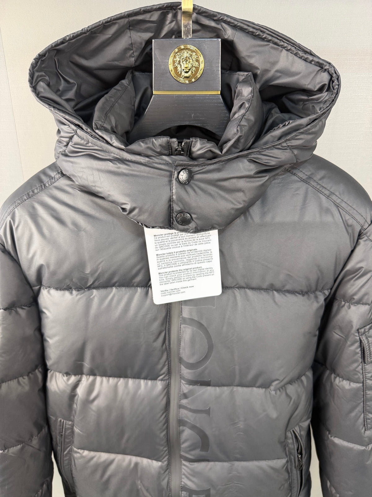 Moncler Doudoune sans manches (Blanc / Noir)
