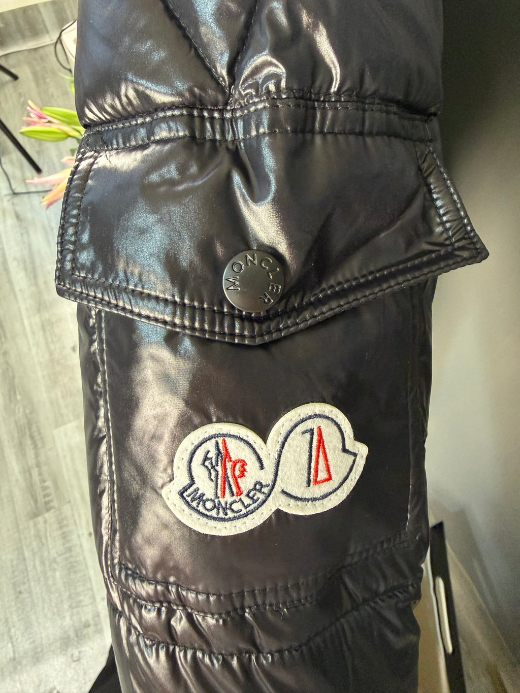 Moncler Doudoune sans manches (Noir / Blanc / Bleu clair)