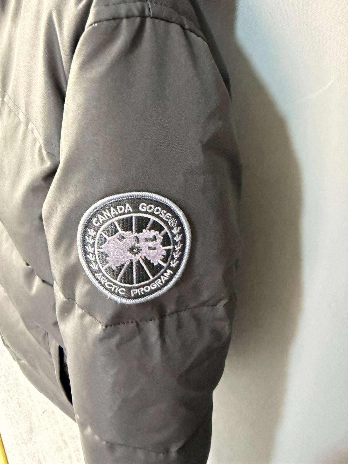 Canada Goose Doudoune Courte – Noir & Gris