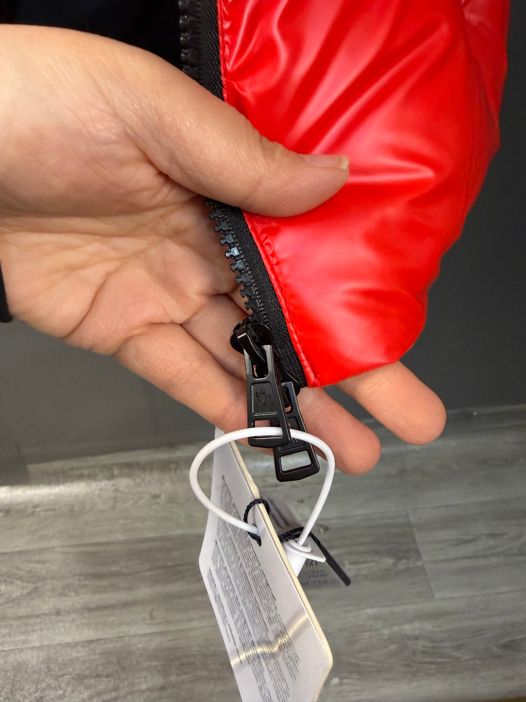 Moncler Doudoune sans manches (Rouge / Noir)