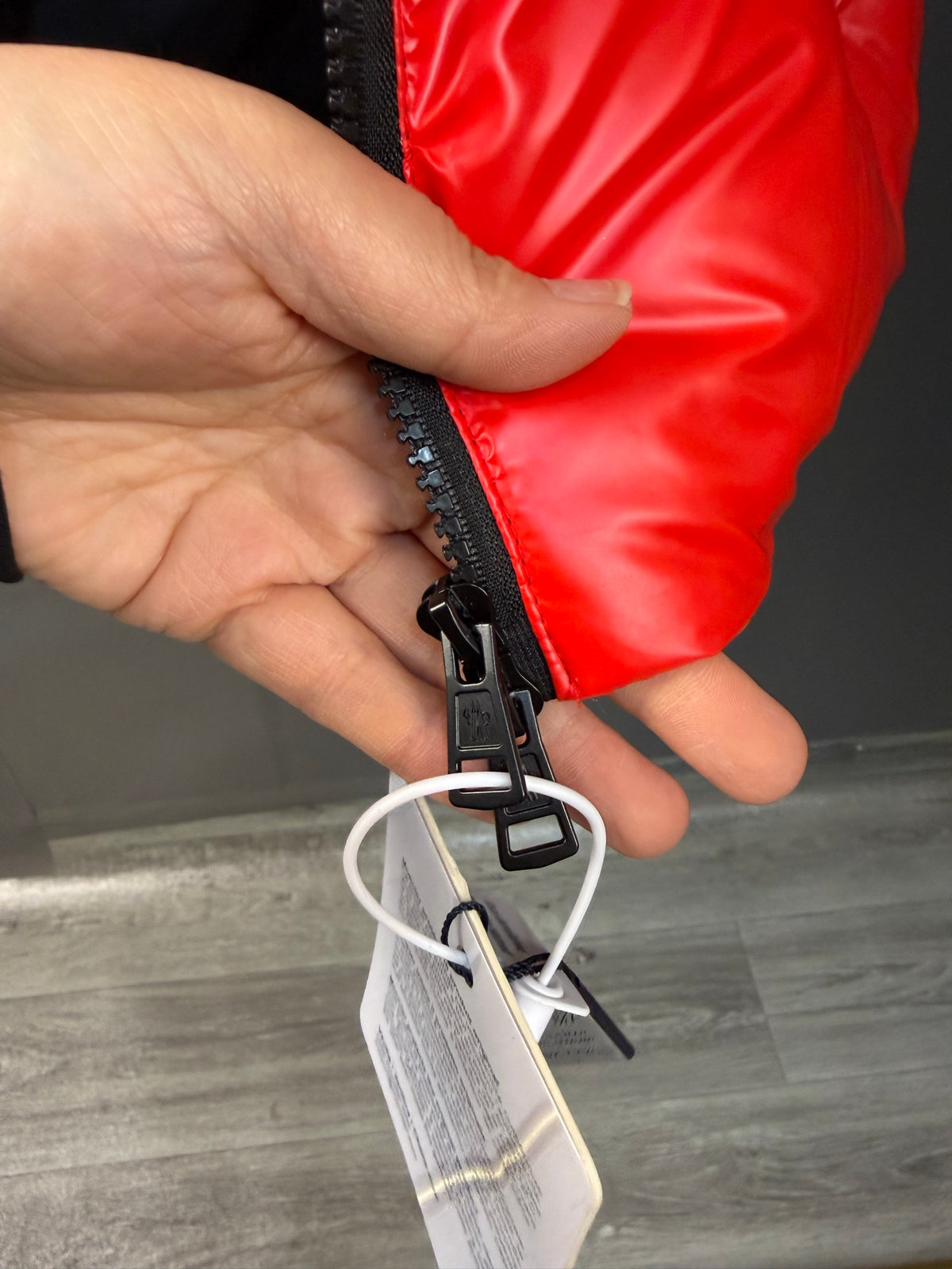 Moncler Doudoune sans manches (Rouge / Noir)