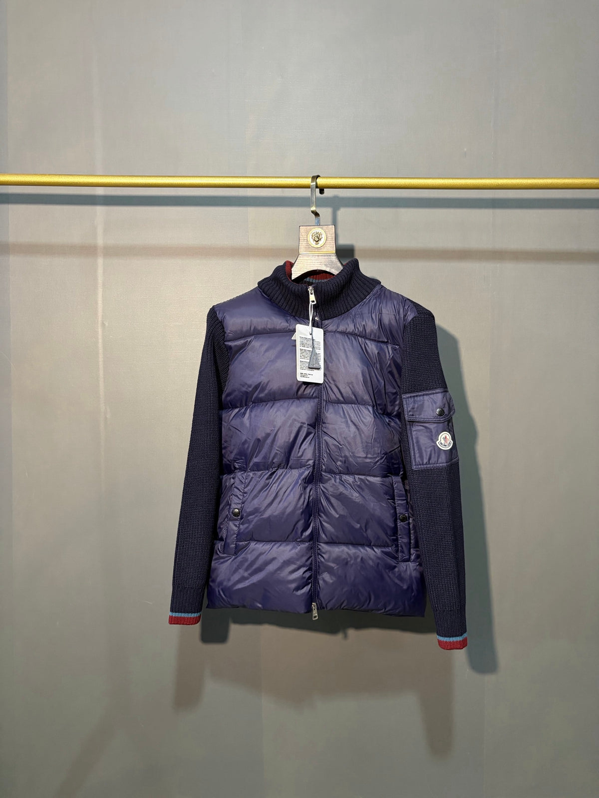Moncler Veste hybride en duvet (Noir / Bleu)