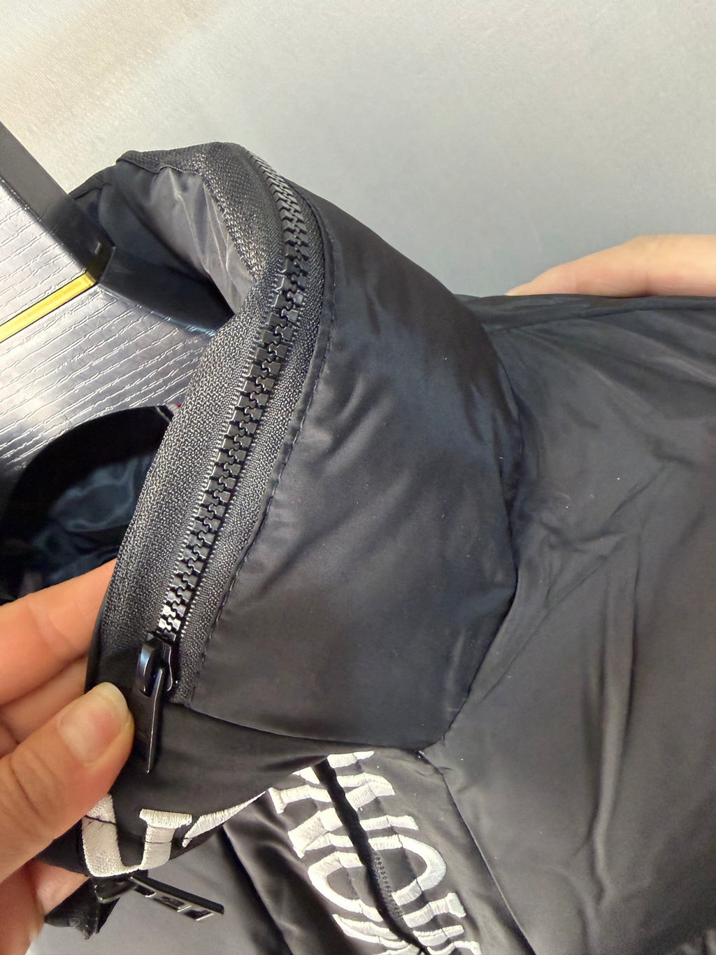Moncler Doudoune sans manches (Noir / Blanc)