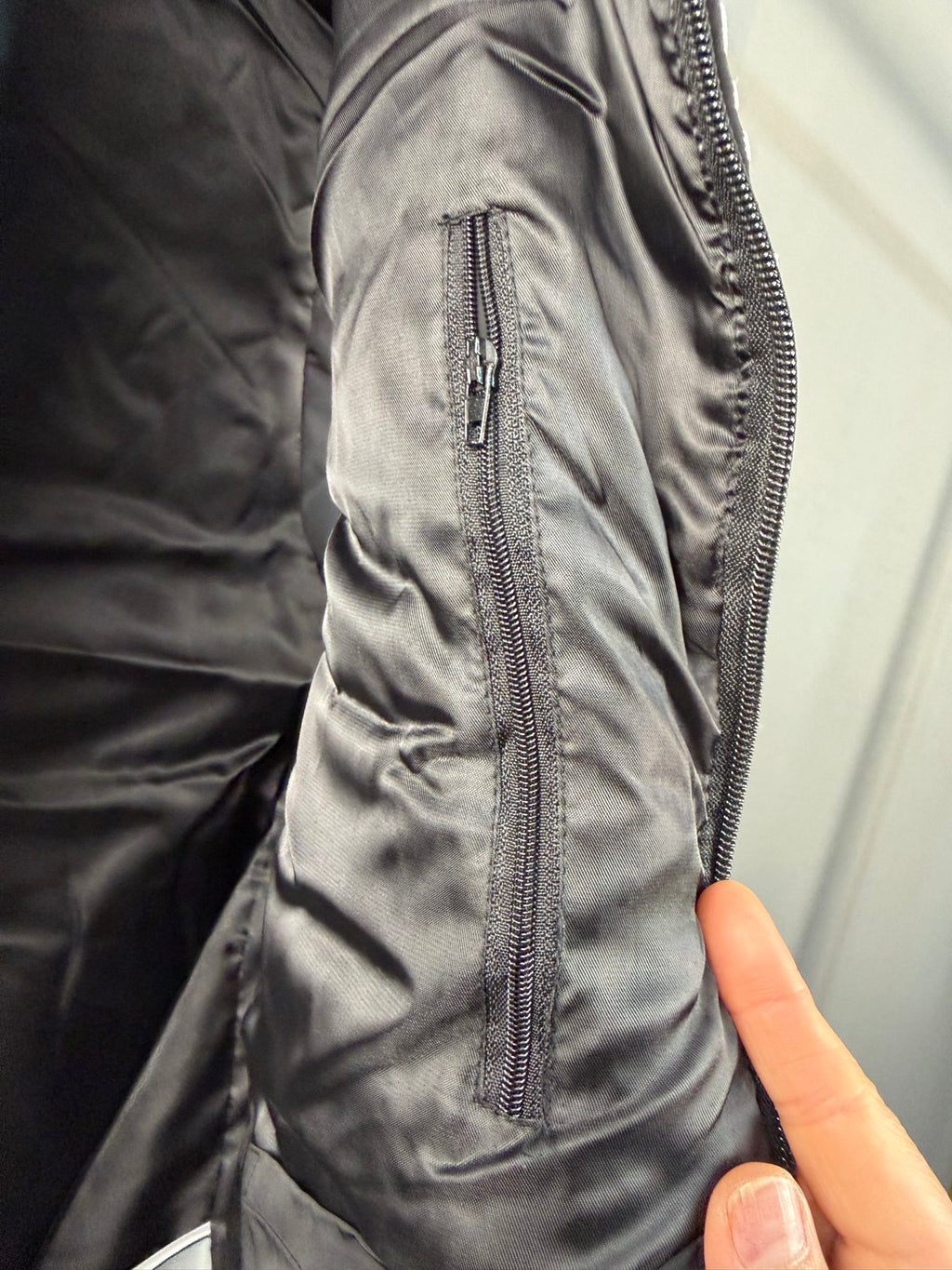 Moncler Doudoune sans manches (Noir / Blanc)
